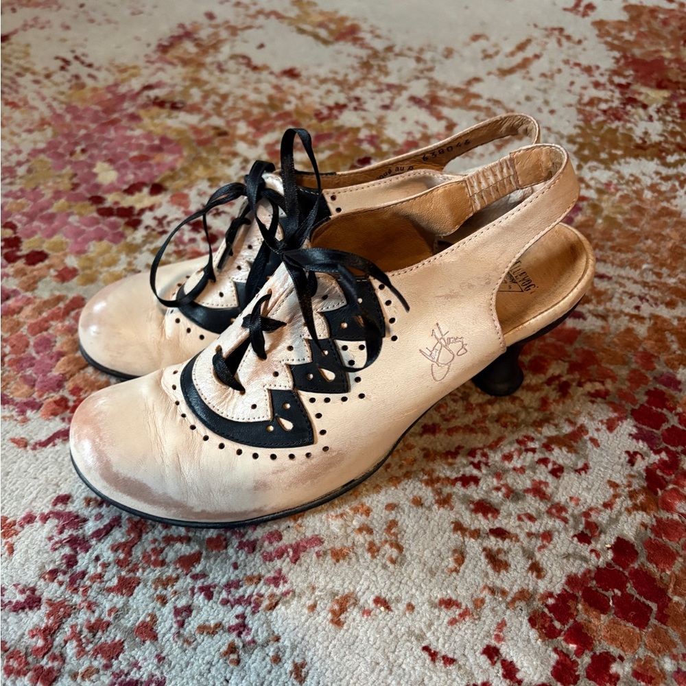 Women’s John Fluevog circa 2011 Slingback Heels size 7.5